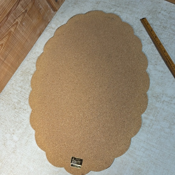 Vintage "Shell-Craft" Capiz Shell Placemat (1) and Capiz Shell Dish - Picture 12 of 17